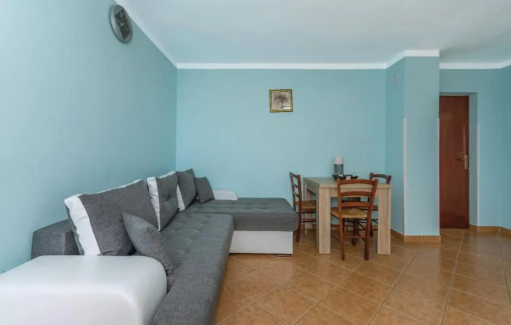 Kenan Apartmani Liznjan