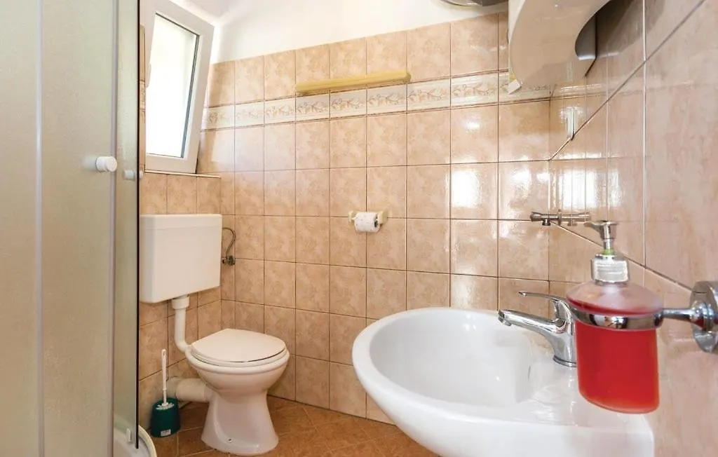 Apartment Kenan Apartmani Liznjan