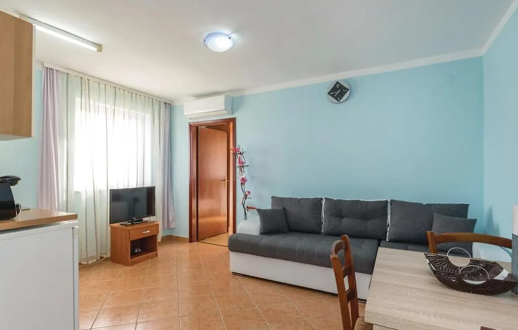 Kenan Apartmani Liznjan 0*,