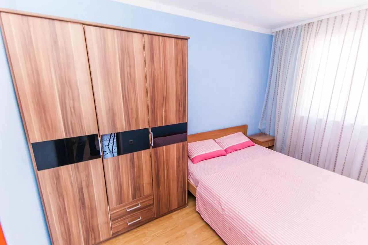 Apartment Kenan Apartmani Liznjan